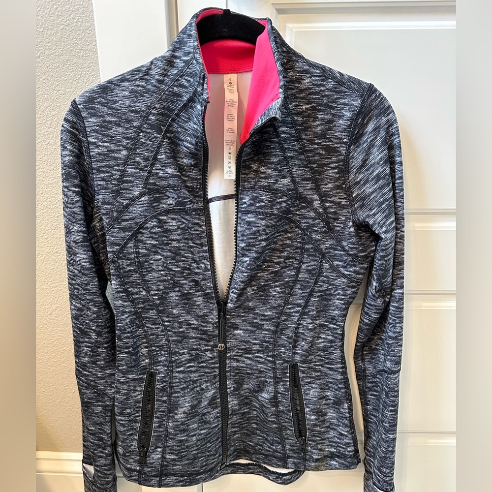 Lululemon Jacket - Picture 1 of 2